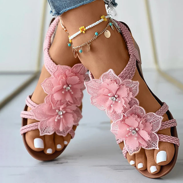 CM | Sandalias de cuña con adorno floral