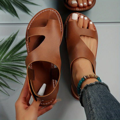 CM | Sandalias de moda con puntera abierta y diseño recortado