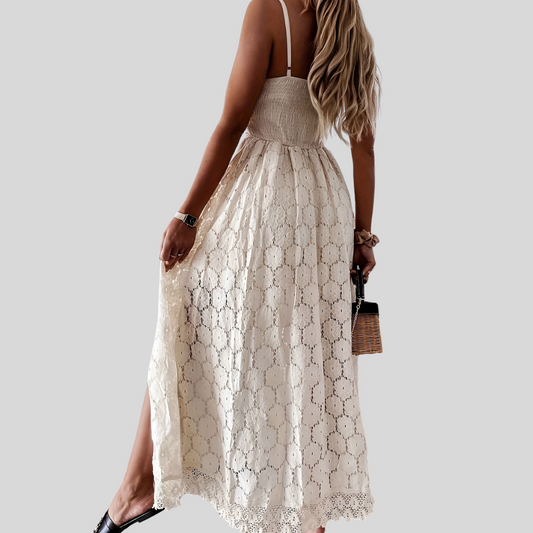 CM | Elegante mono fluido con escote en V