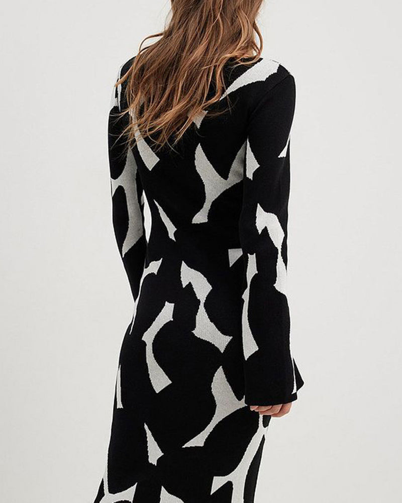 CM | Maxi vestido de punto blanco y negro de manga larga