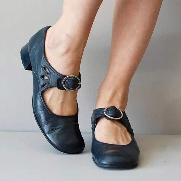 CM | SANDALIAS DE CUÑA DE PIEL CON HEBILLA