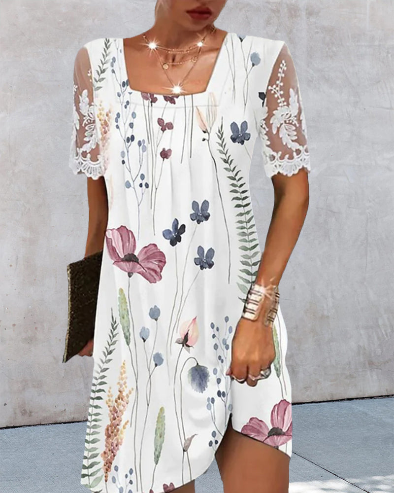 CM | Vestido corto con encaje y flores