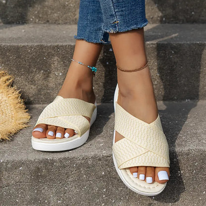 CM | sandalias ortopédicas de cuña baja con tira cruzada y puntera abierta