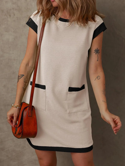CM | Mini vestido con escote redondo y manga larga