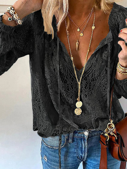 CM | Blusa única con detalles de encaje