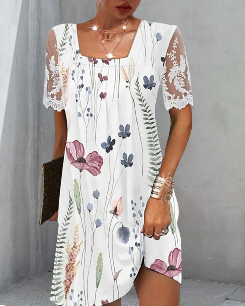 CM | Vestido corto con encaje y flores