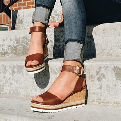 CM | Sandalias ortopédicas generales de moda y de apoyo
