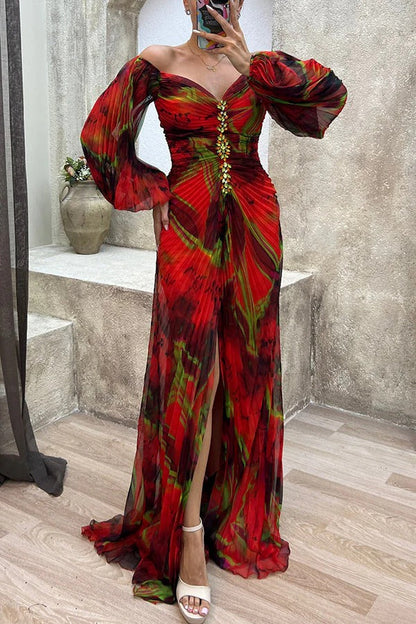 CM | Sunset Serenade maxi vestido estampado de hombros descubiertos con diamantes, pliegues y abertura