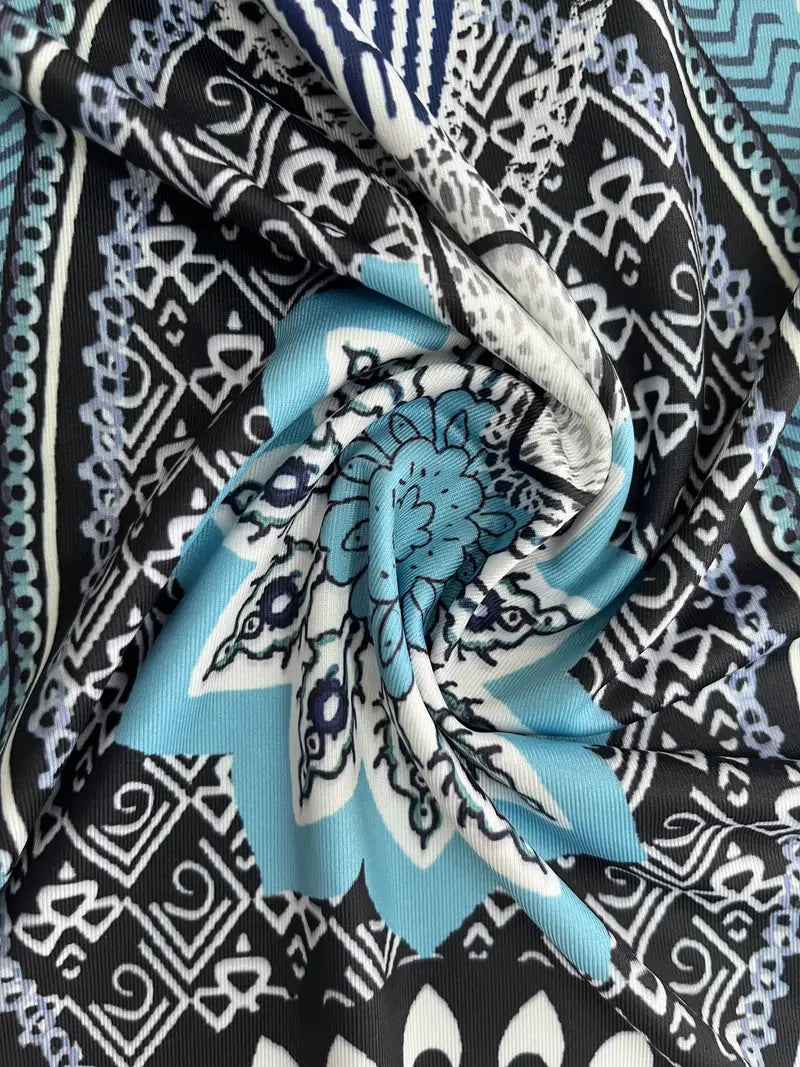 CM | Elegante vestido estampado sin tirantes y sin hombros