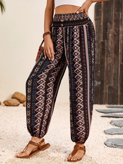 CM | Pantalones relajados y atemporales