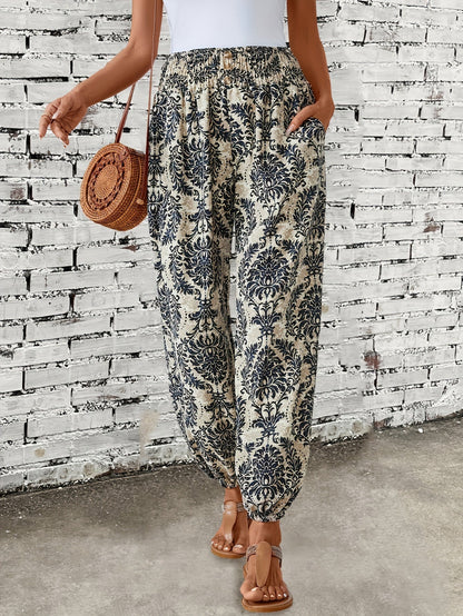 CM | Pantalones relajados y atemporales