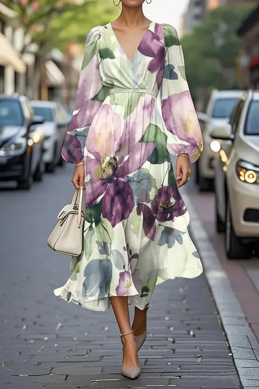 CM | Vestido midi único con estampado floral y escote en V