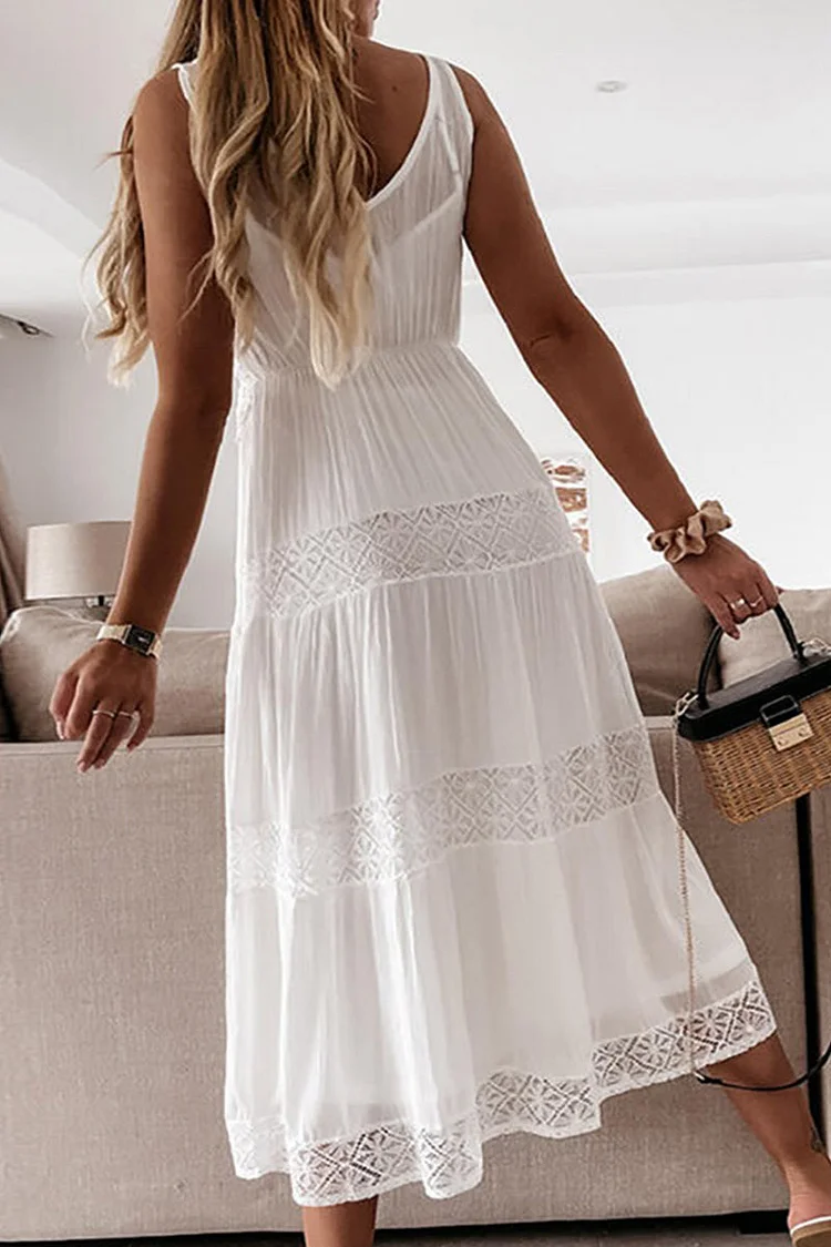CM | Elegantes vestidos monocromáticos con encaje y escote en V