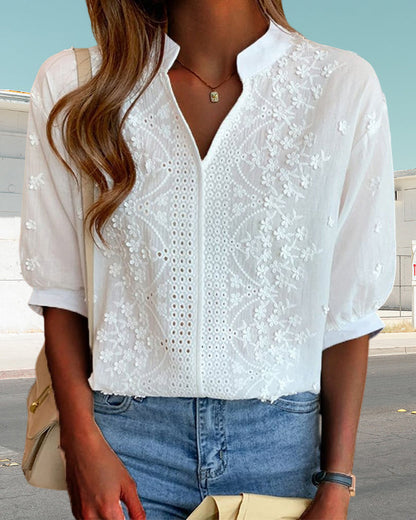 CM | ojal bordado floral V-cuello manga corta blusa