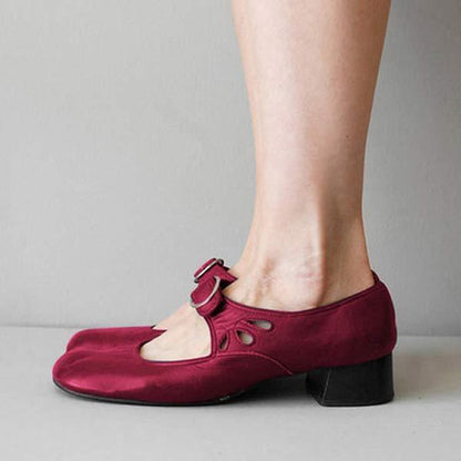 CM | SANDALIAS DE CUÑA DE PIEL CON HEBILLA