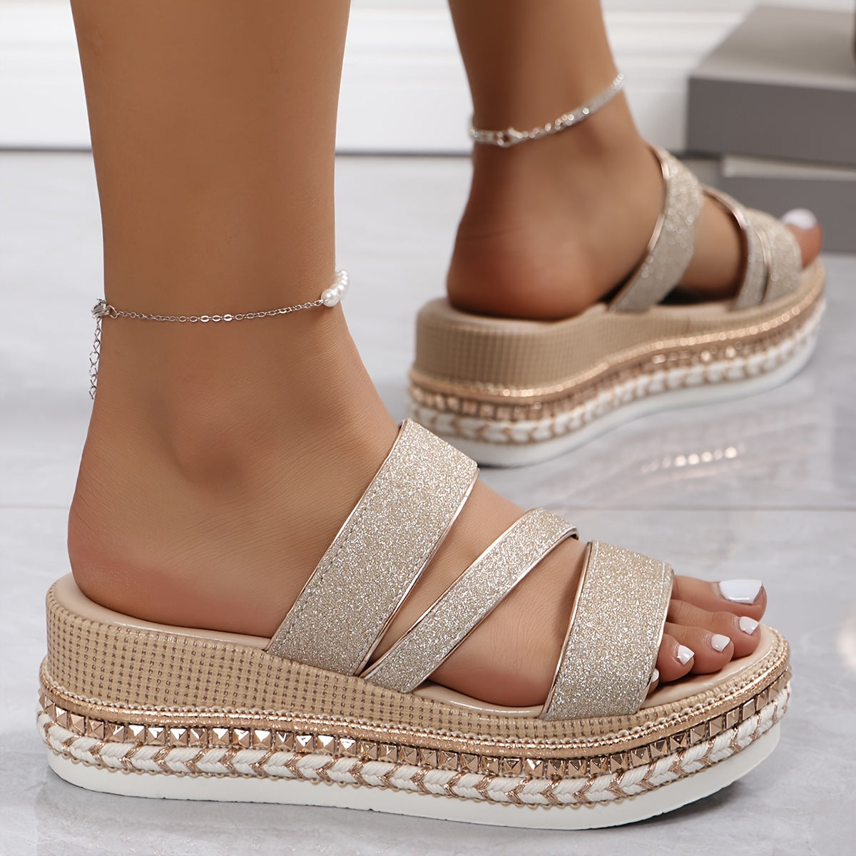 CM | Acogedoras sandalias de primavera