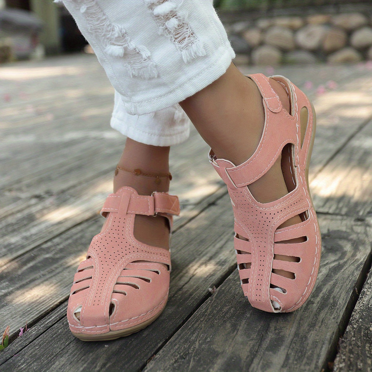 CM | Sandalias clásicas y elegantes