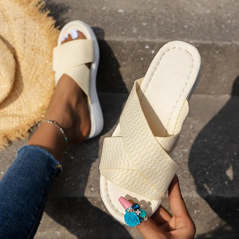 CM | sandalias ortopédicas de cuña baja con tira cruzada y puntera abierta