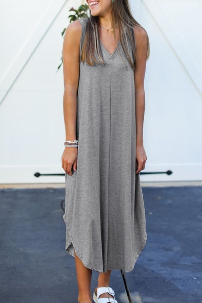 CM | MAXI VESTIDO SIN MANGAS Y ESCOTE EN V
