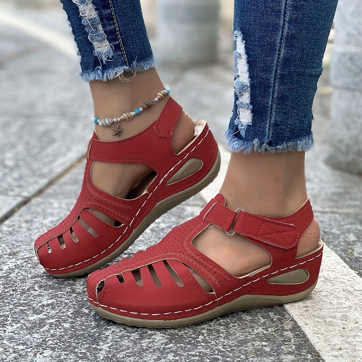 CM | Sandalias clásicas y elegantes