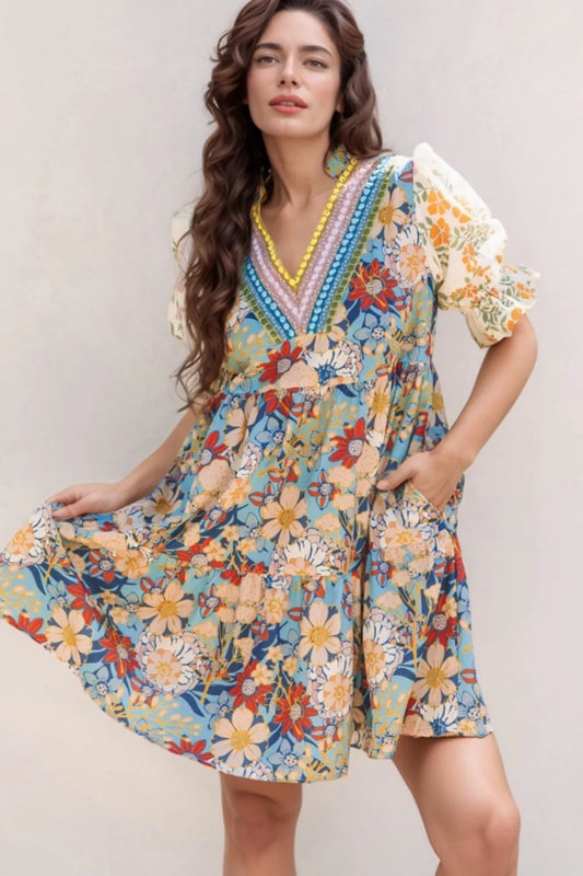 CM | Minivestido estampado con mangas de muesca y volantes