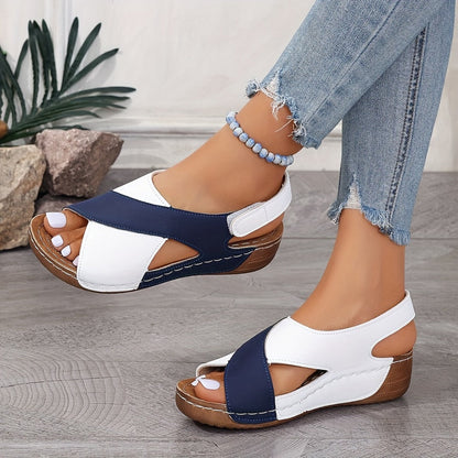 CM | Sandalias de cuña casuales con tiras cruzadas