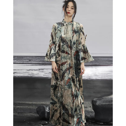CM | Elegante vestido largo retro de terciopelo oscuro con botones de disco