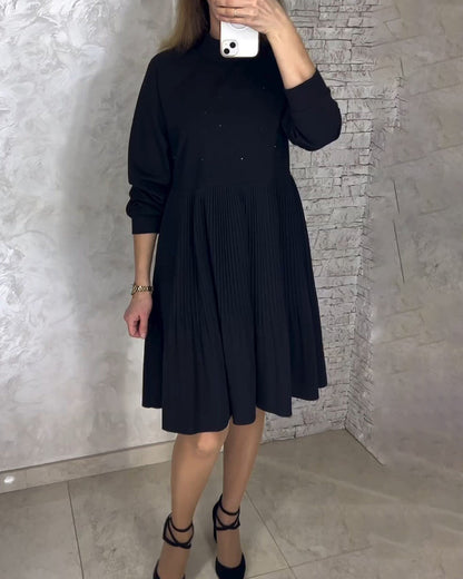 CM | Vestido unicolor con tacones altos