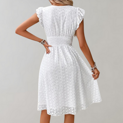 CM | Vestido corto blanco ideal para el verano