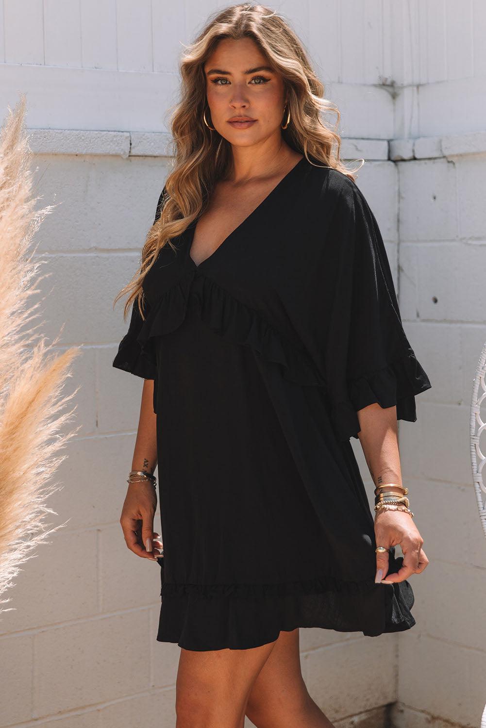 CM | Elegante mini vestido babydoll negro con escote en V