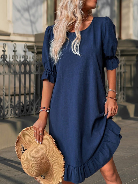 CM | Vestido midi de mujer atemporal confeccionado en material de alta calidad con un corte elegante y mangas cortas