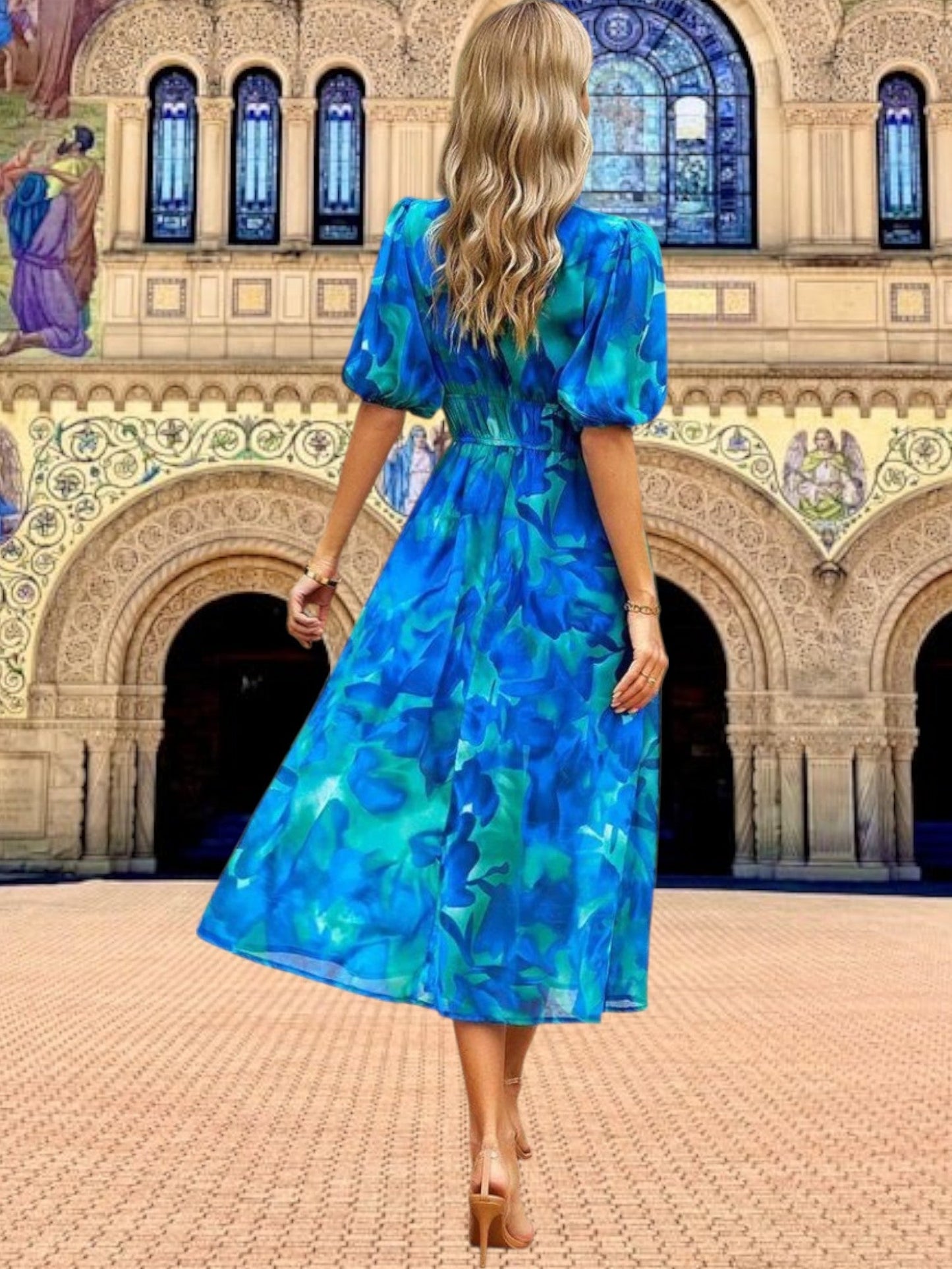 CM | Vestido midi floral con mangas abullonadas