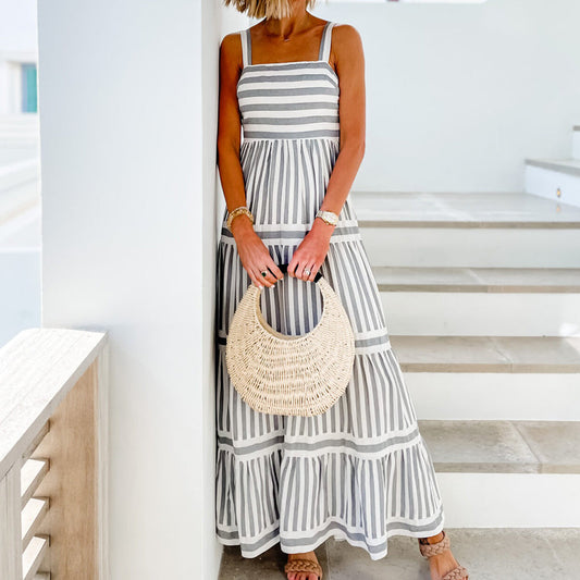 CM | Vestido largo con volantes y rayas