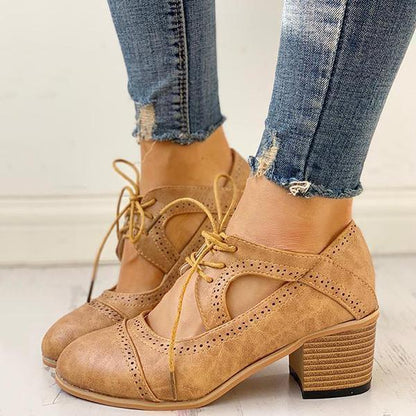 CM | Zapatos retro de cordones con recorte