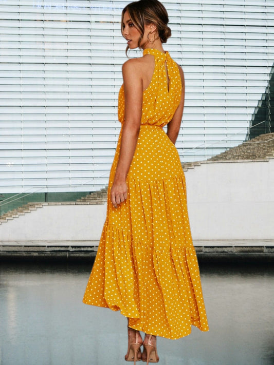 CM | Juguetón vestido midi con lunares y cinturón en la cintura