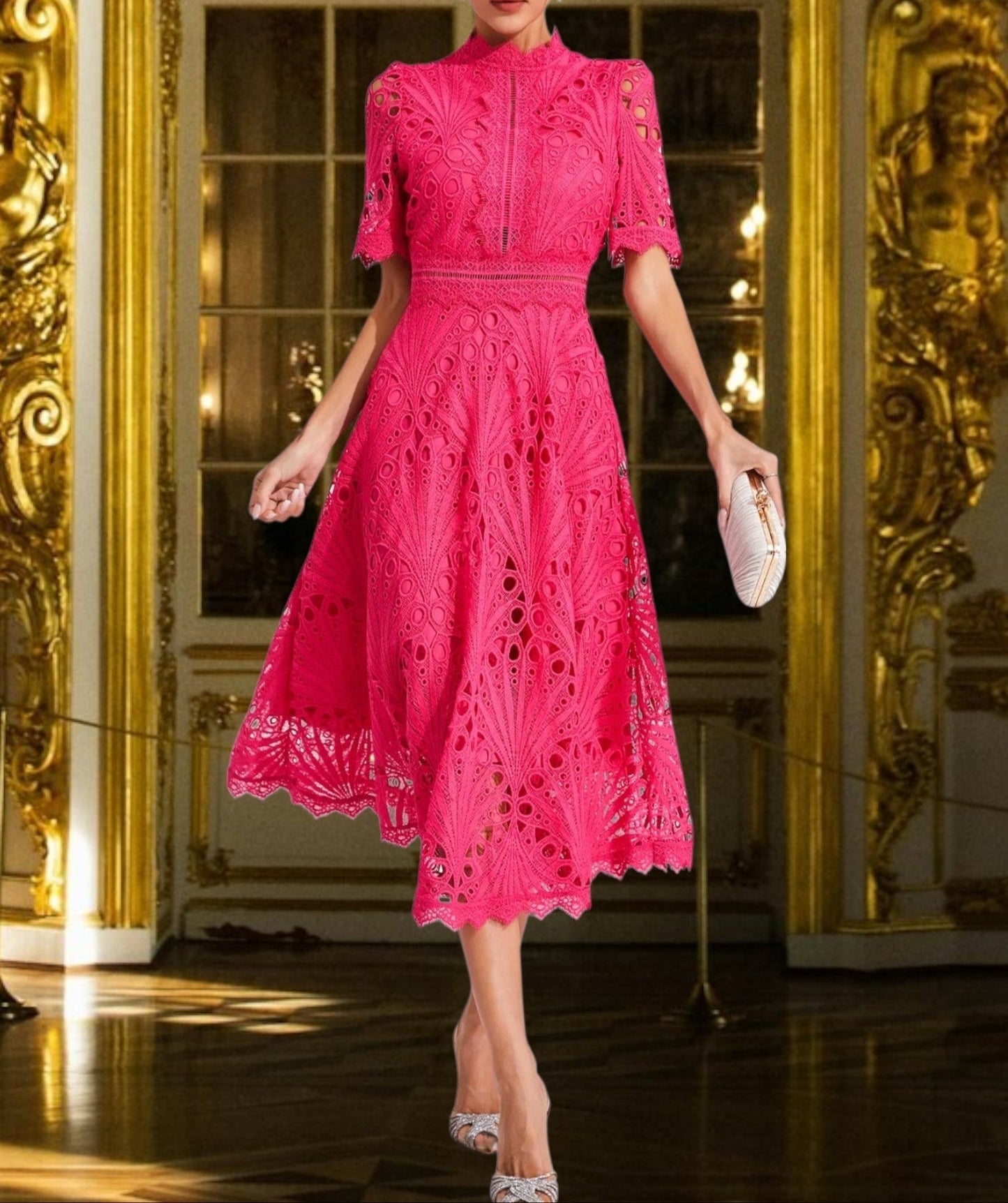 CM | Vestido midi de encaje con favorecedor escote redondo