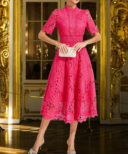 CM | Vestido midi de encaje con favorecedor escote redondo