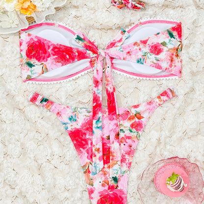 Elegante y con estilo Bikini