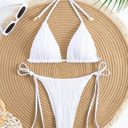 Fresco y femenino Bikini
