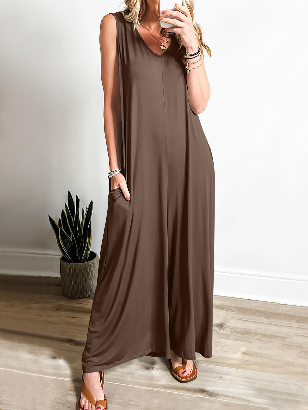 CM | Maxivestido de mujer - Punto suave - Corte relajado - Cuello en V sin mangas con bolsillos