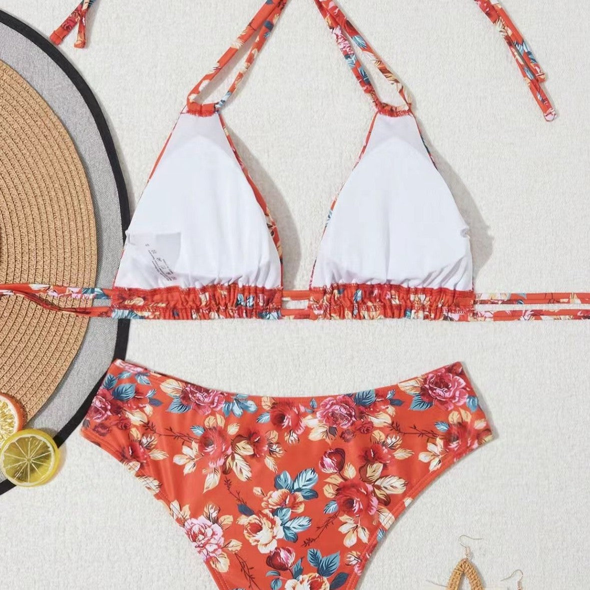 Fluido y fabuloso Bikini
