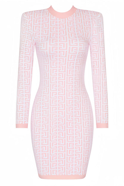 CM | Vestido corto estructurado con mangas largas