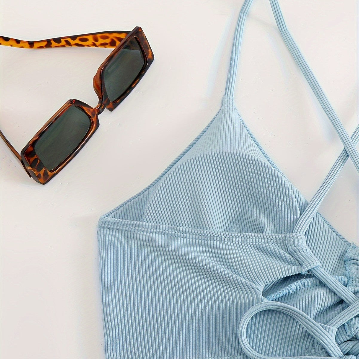 Fresco y femenino Bikini