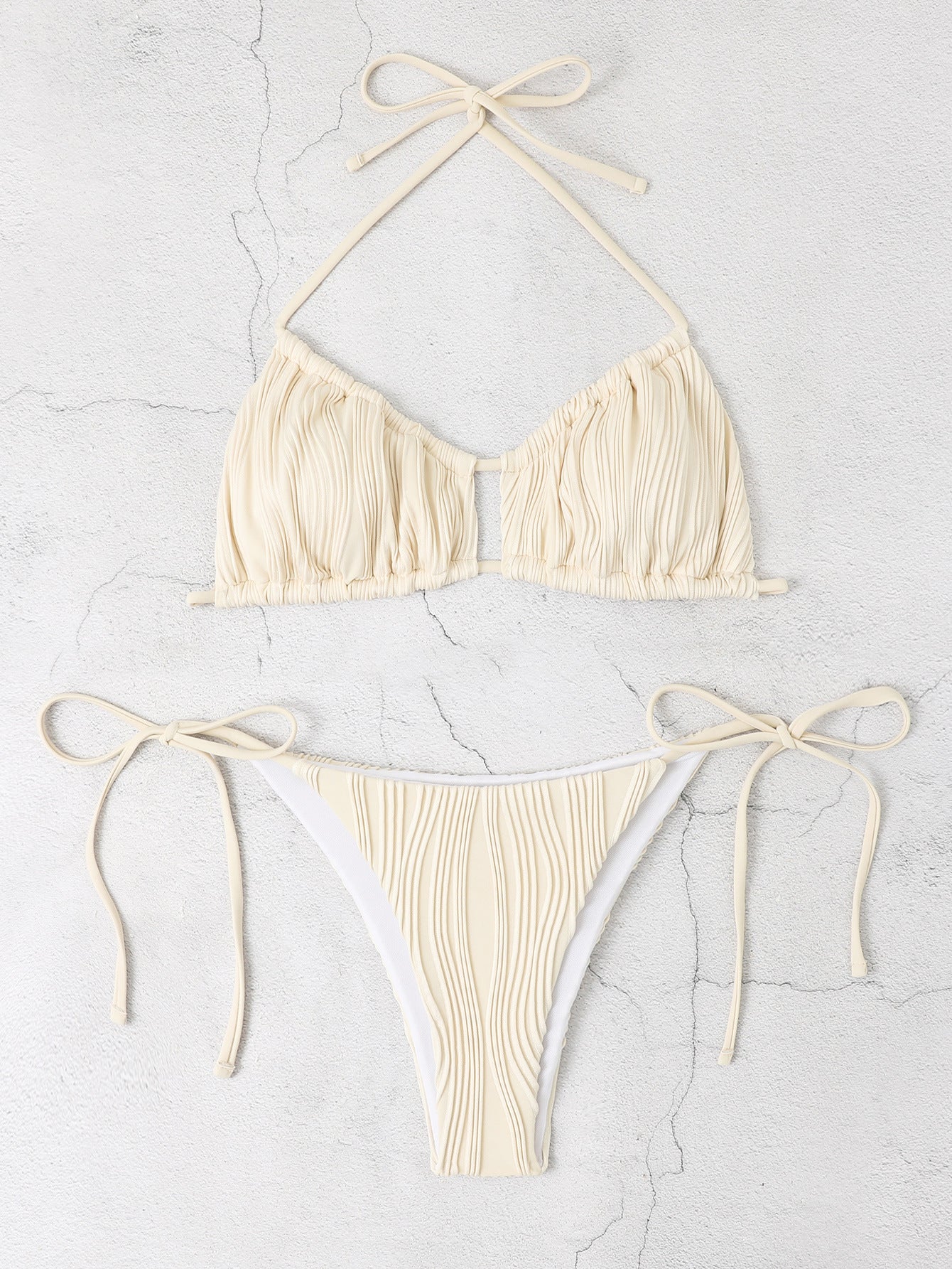 Moderno y minimalista Bikini