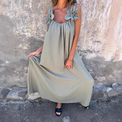 CM | Maxivestido de mujer - Corte relajado - Silueta fluida - Detalle floral en el hombro - Tejido suave