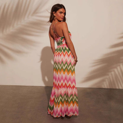 CM | maxi vestido de mujer - cuello halterneck - falda a capas - estampado zigzag - corte fluido