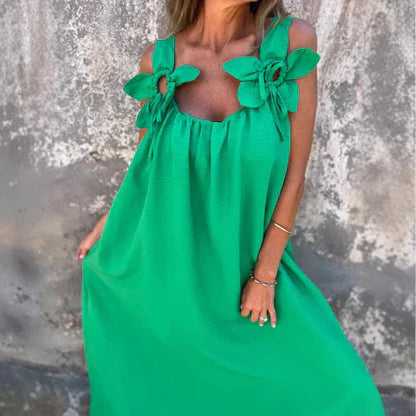 CM | Maxivestido de mujer - Corte relajado - Silueta fluida - Detalle floral en el hombro - Tejido suave
