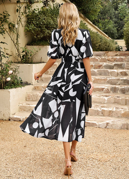 CM | Favorecedor vestido midi con estampado floral