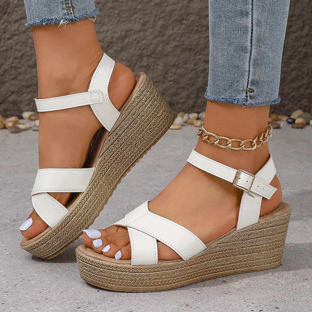 CM | Sandalias de cuña chic