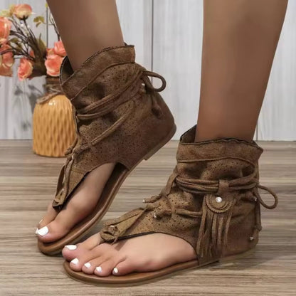 CM | Sandalias con detalle de flecos